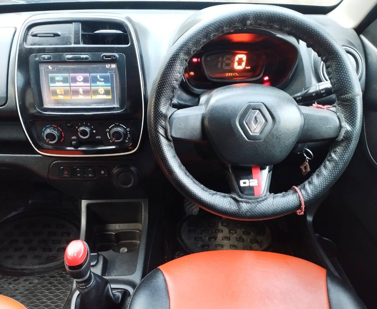 Kwid image 8 Kwid image 8