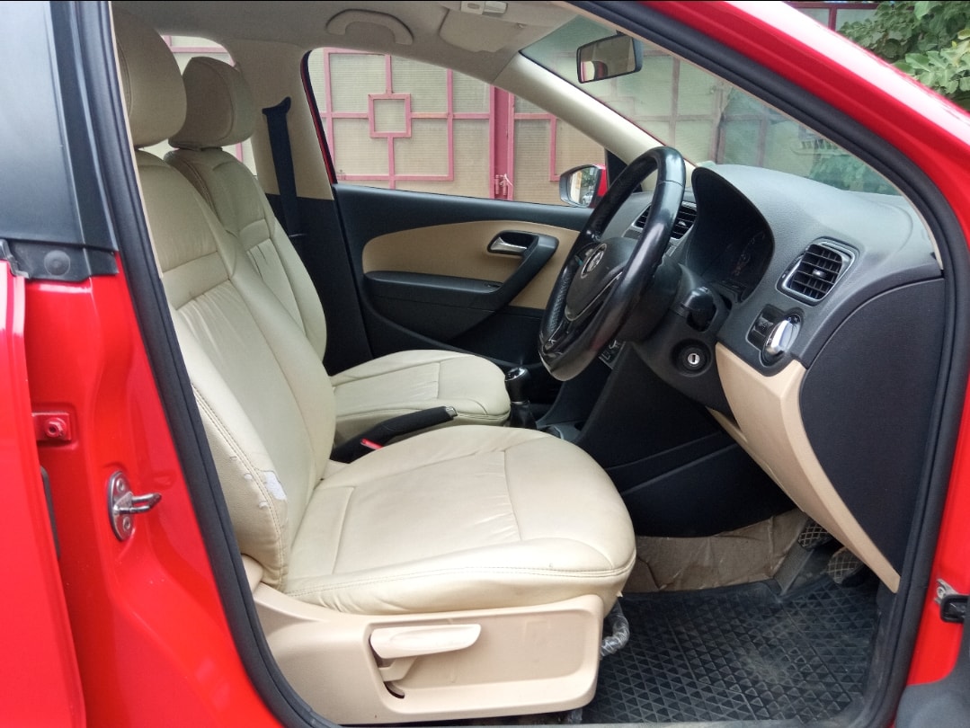 Polo image 8 Polo image 8