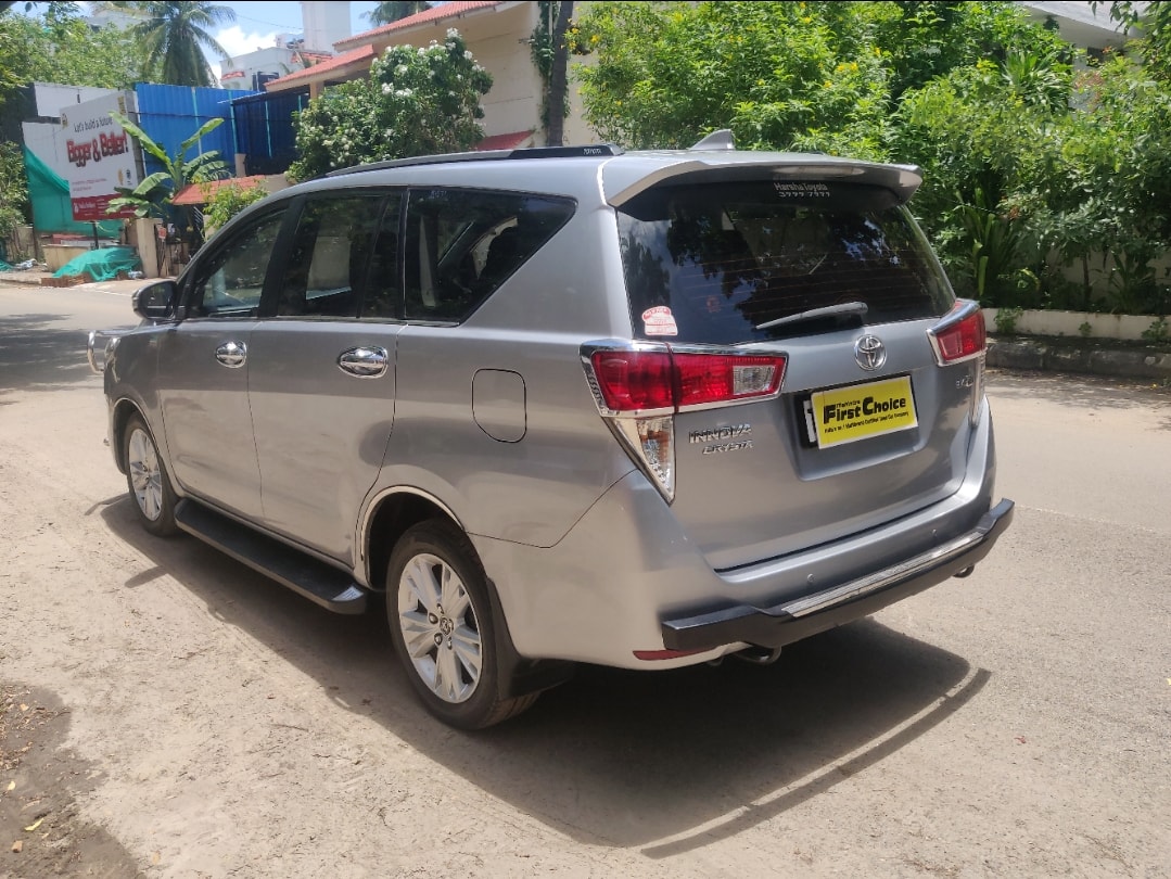 Innova Crysta image 11 Innova Crysta image 11