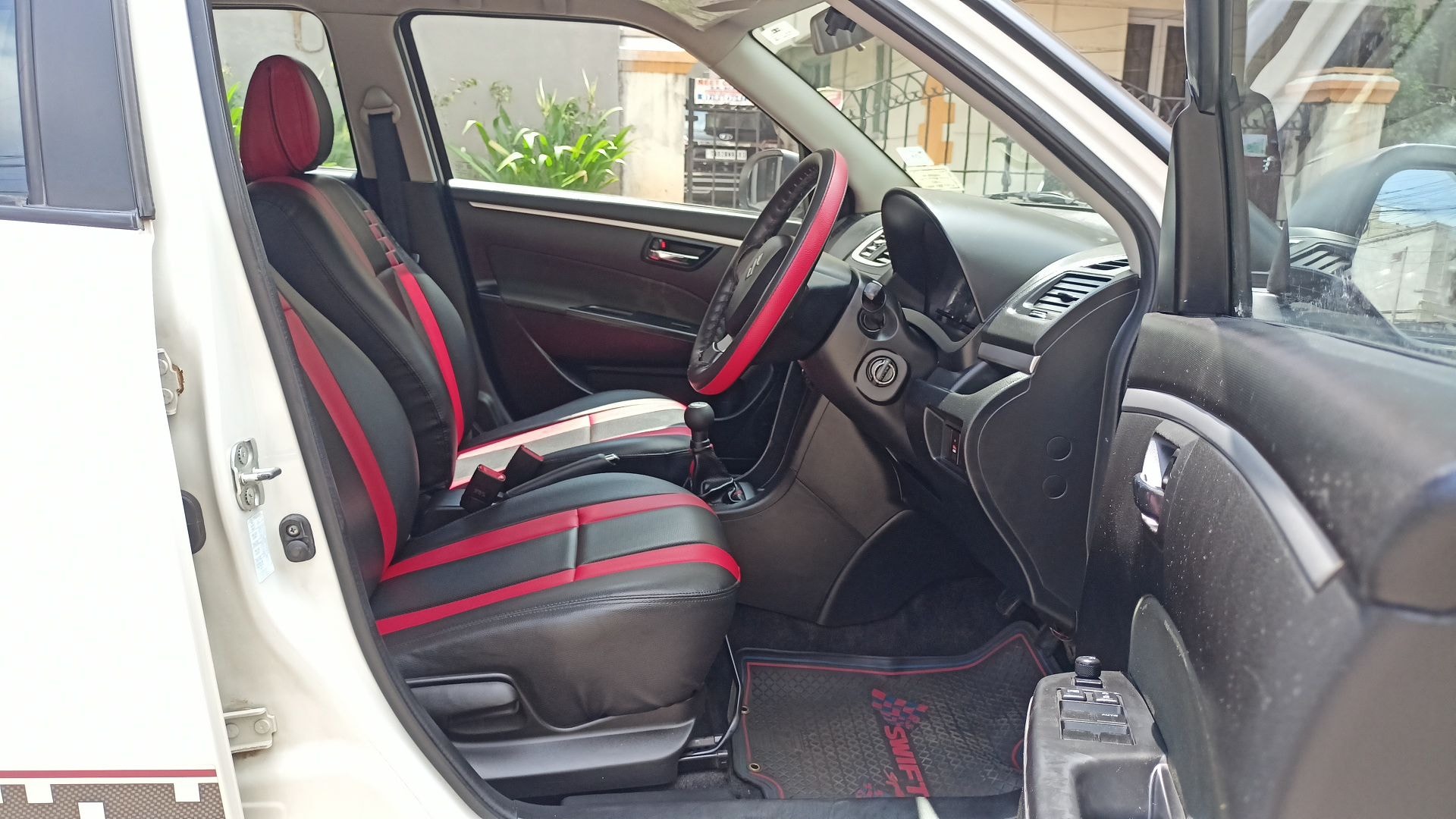 Swift image 18 Swift image 18