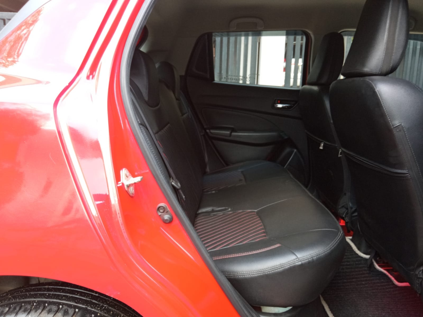 Swift image 12 Swift image 12