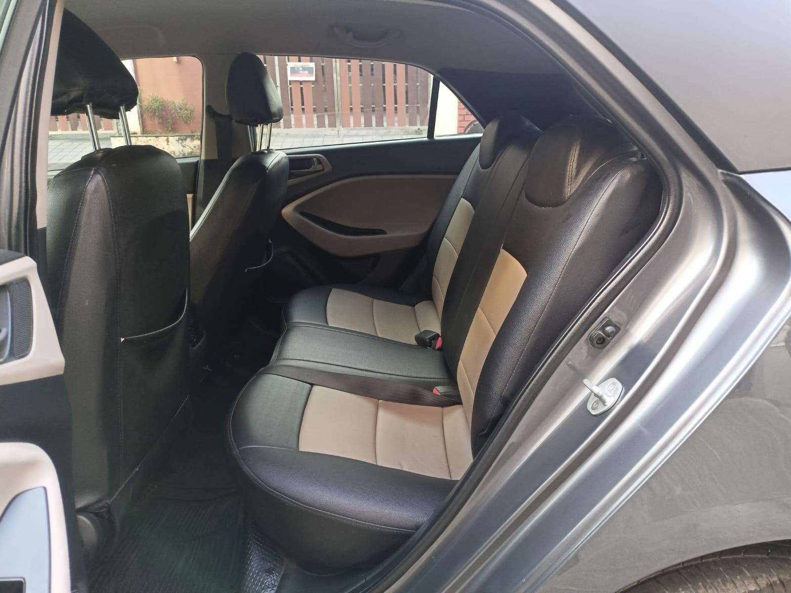 Elite i20 image 15 Elite i20 image 15