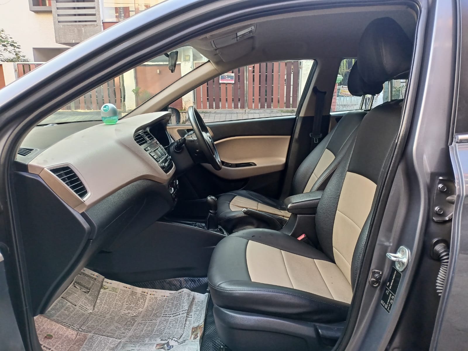 Elite i20 image 14 Elite i20 image 14