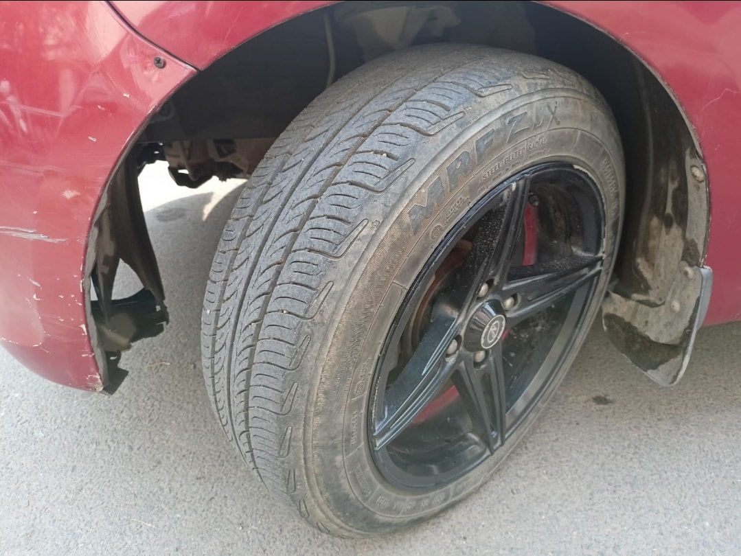 i10 image 9 i10 image 9