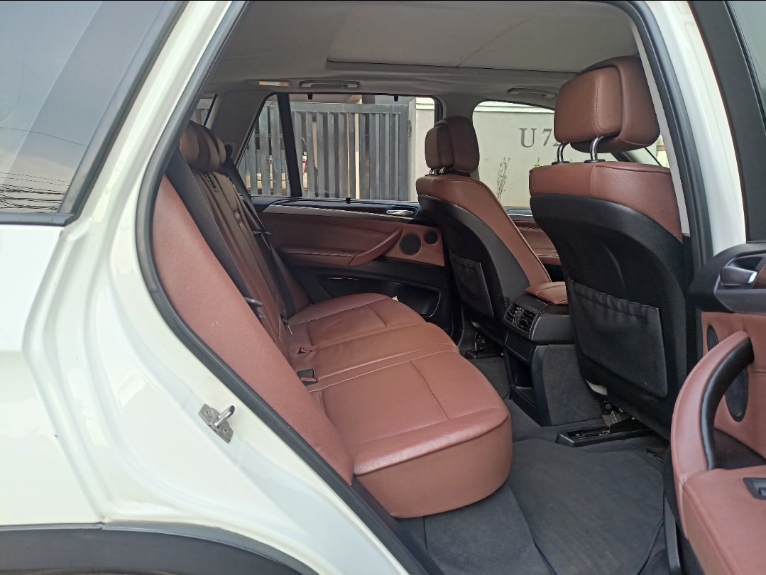 X5 image 15 X5 image 15