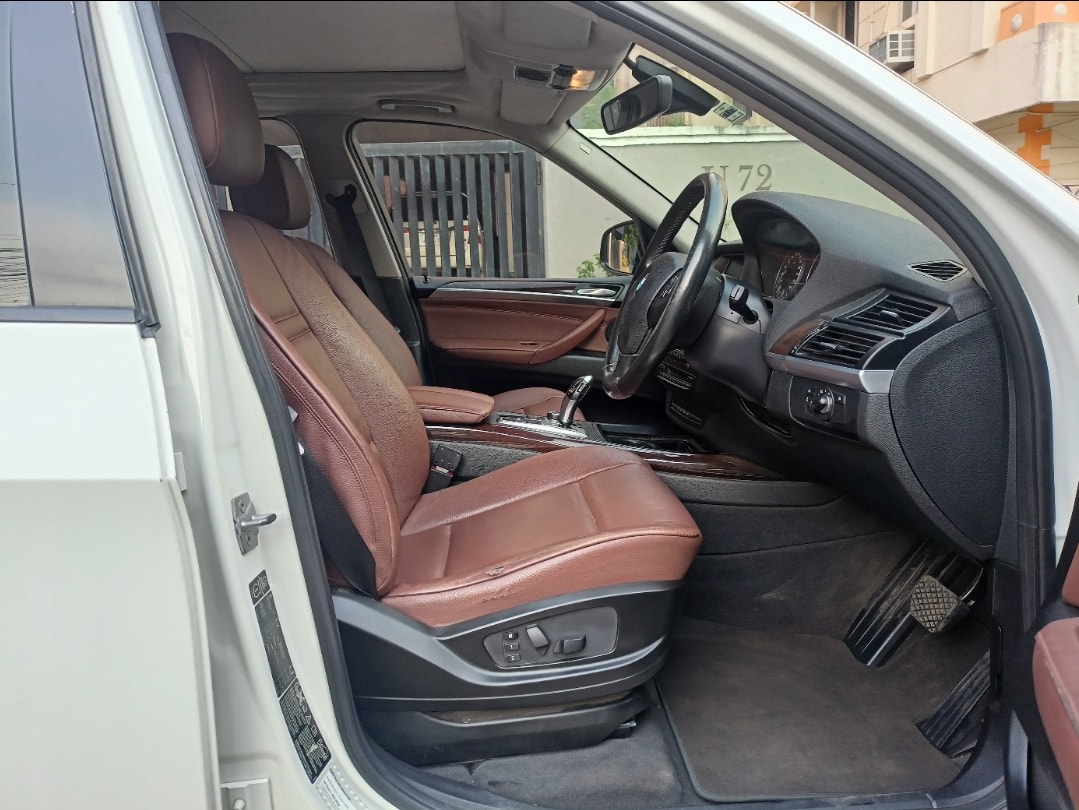 X5 image 14 X5 image 14