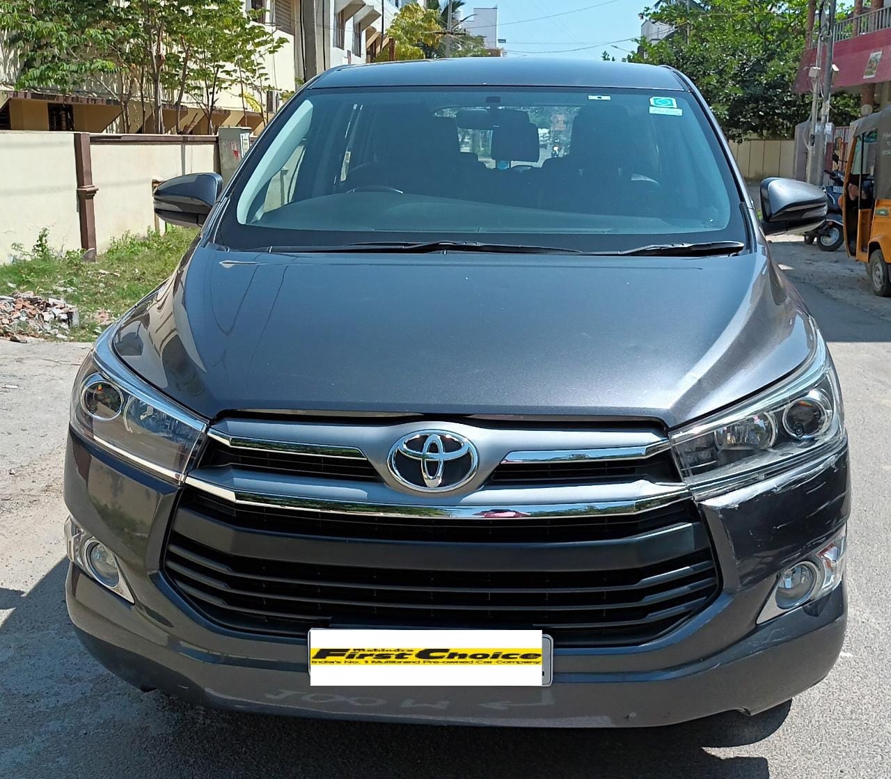 Innova Crysta image 1 Innova Crysta image 1