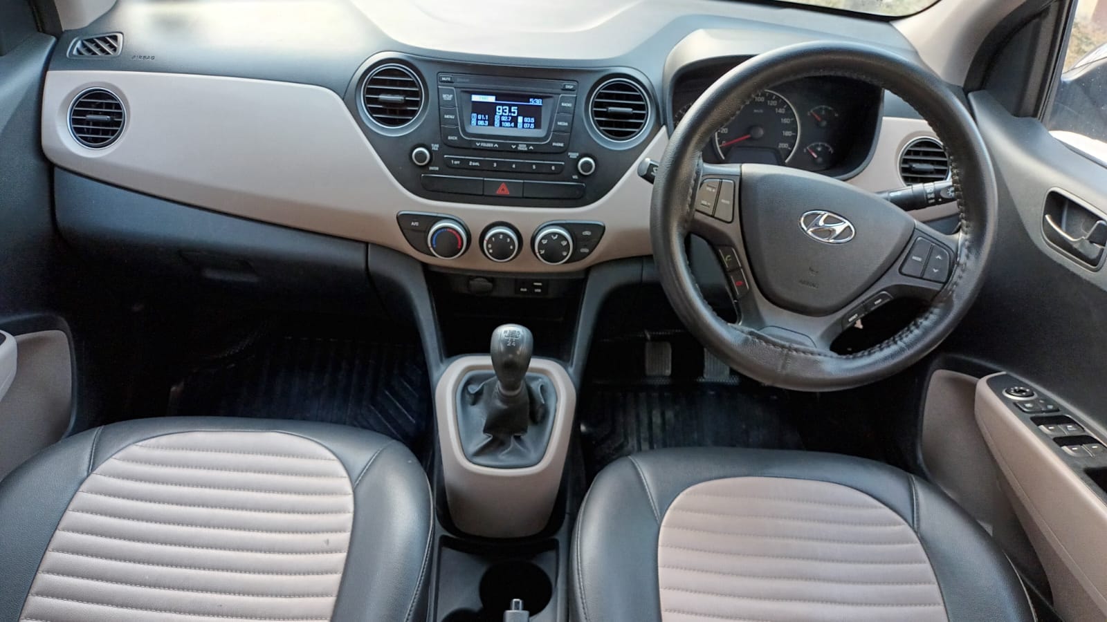 Grand i10 image 7 Grand i10 image 7