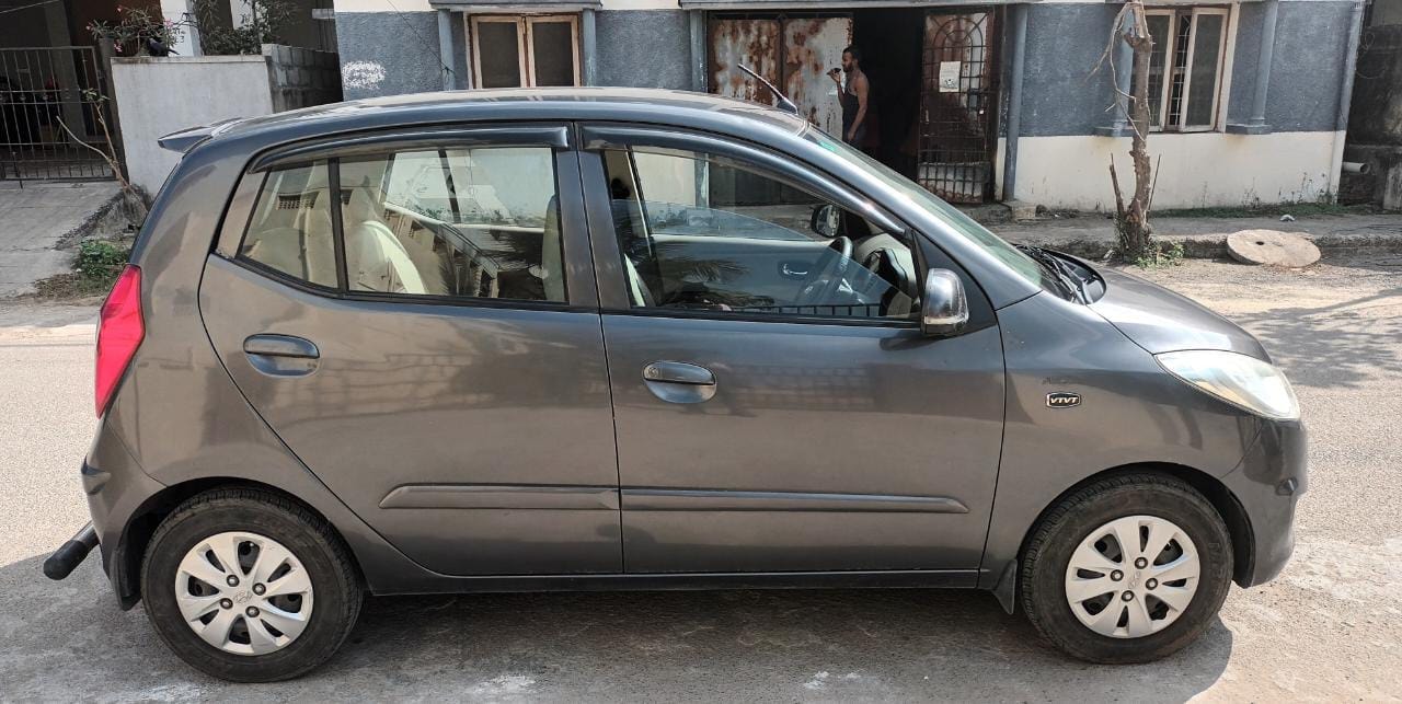 i10 image 11 i10 image 11