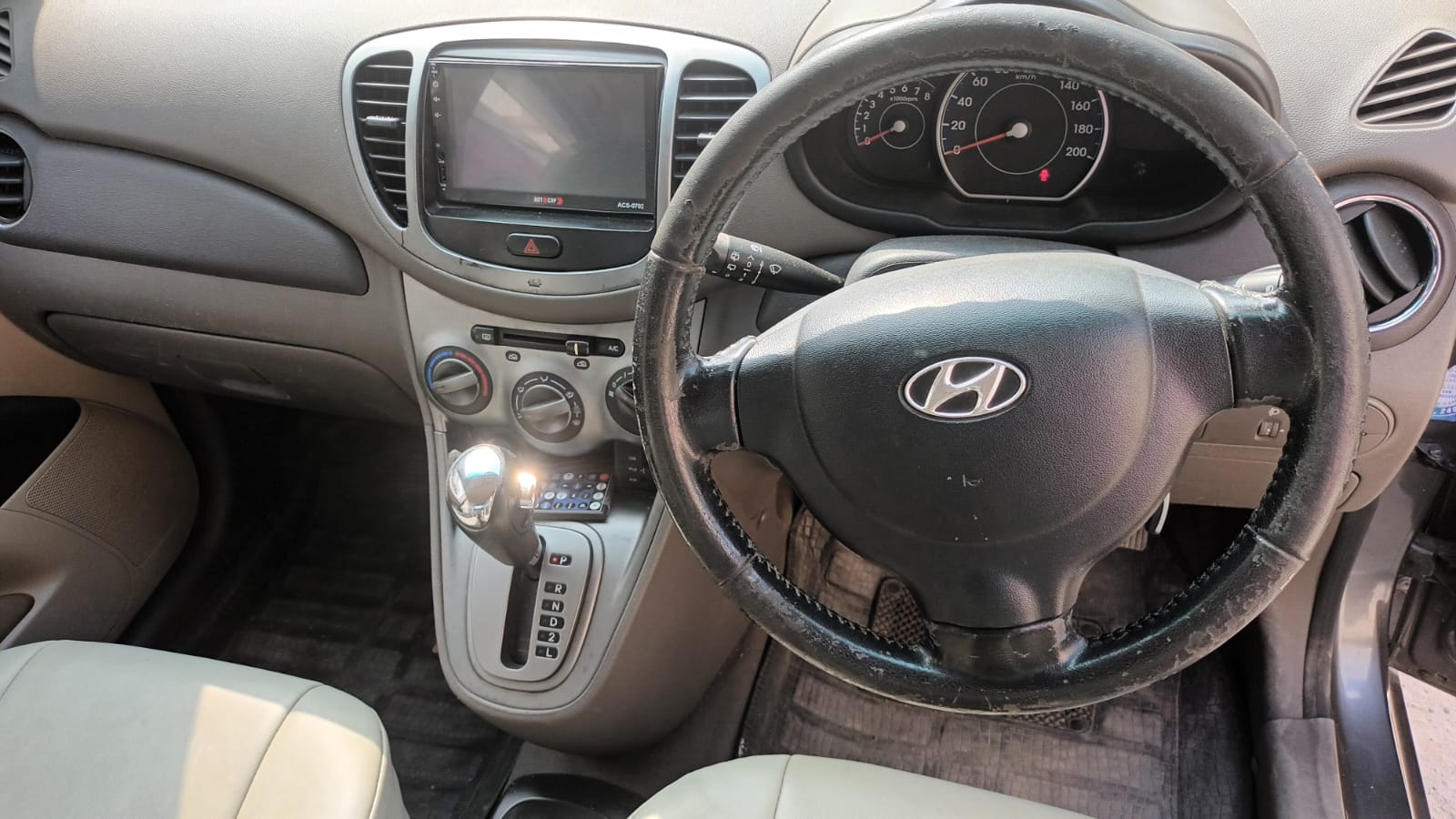 i10 image 3 i10 image 3