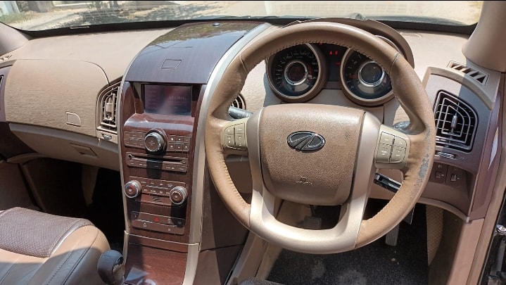 XUV500 image 10 XUV500 image 10