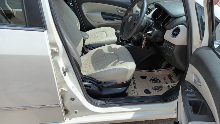 Linea image 11 Linea image 11