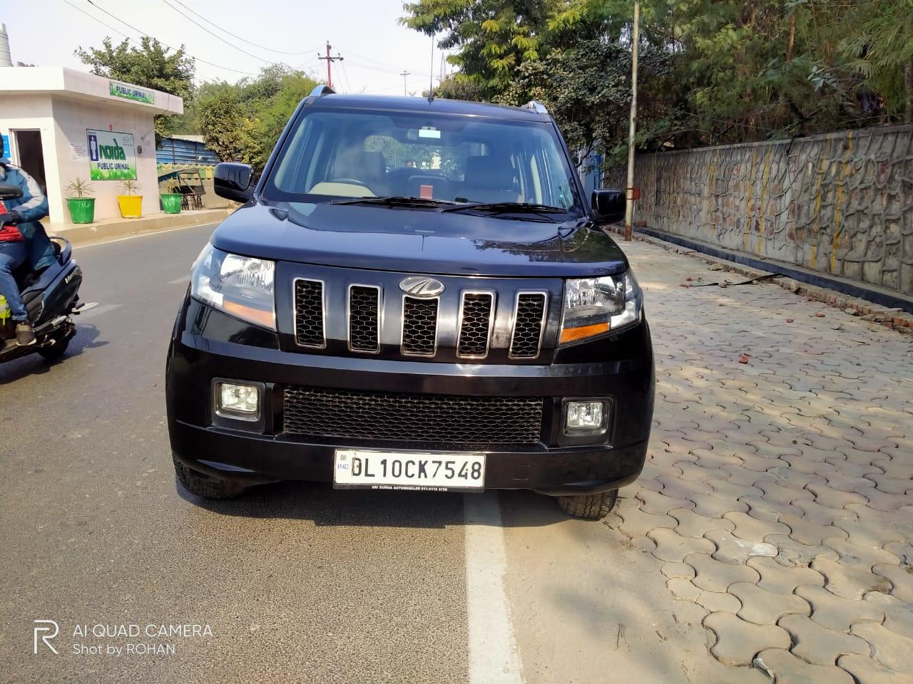 2017 महिंद्रा टीयूवी300 T10 100HP 2017 महिंद्रा टीयूवी300 T10 100HP