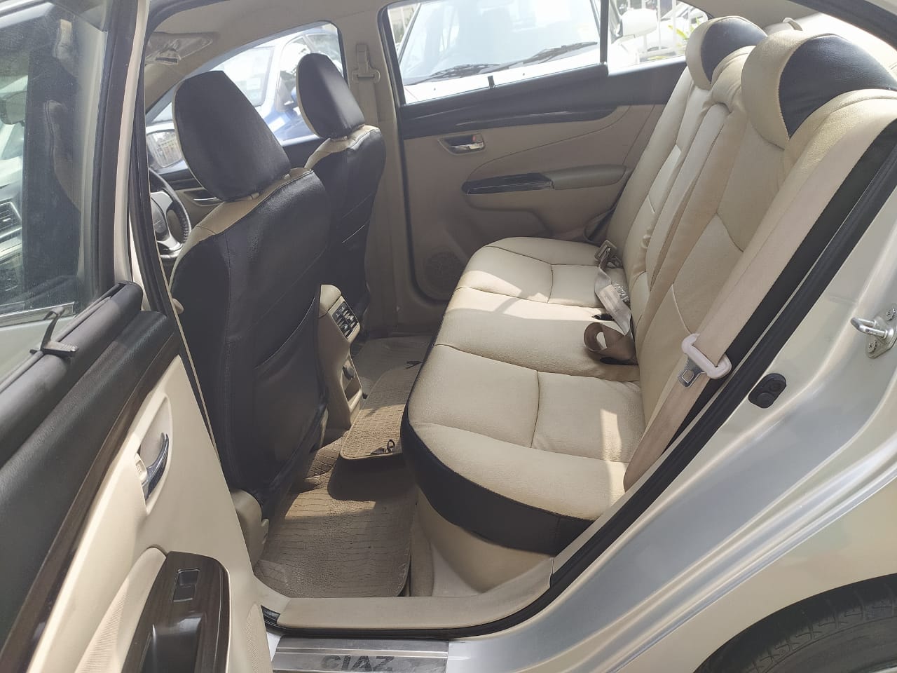 Ciaz image 3 Ciaz image 3