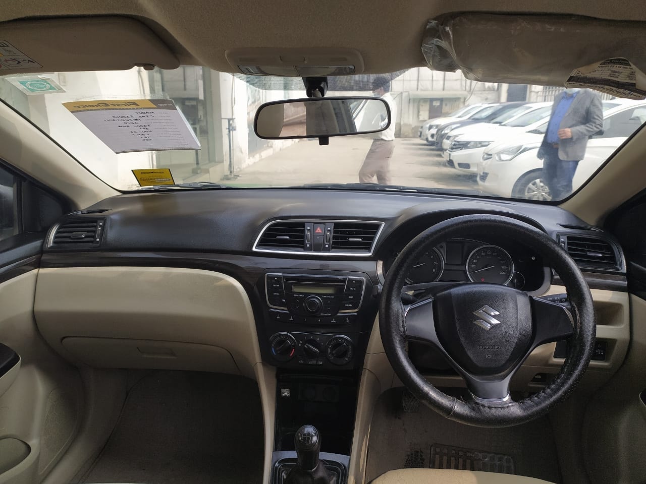 Ciaz image 4 Ciaz image 4