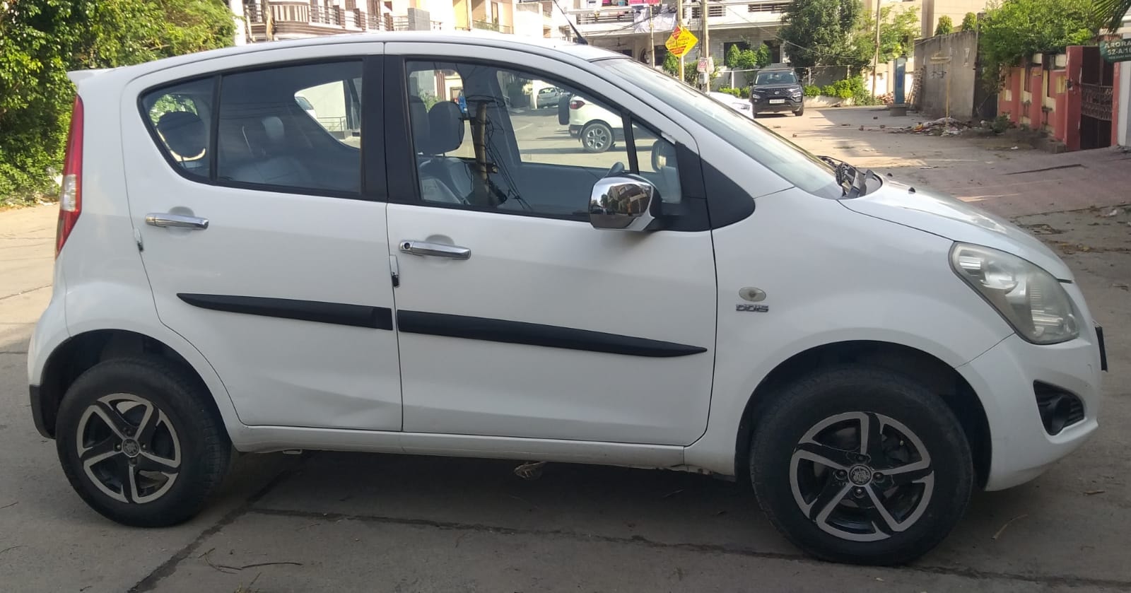 Ritz image 3 Ritz image 3