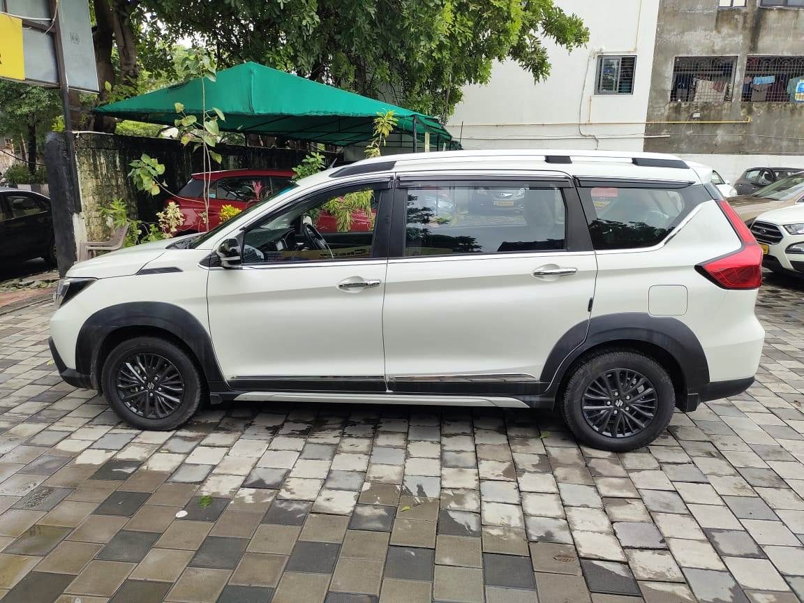 XL6 image 4 XL6 image 4