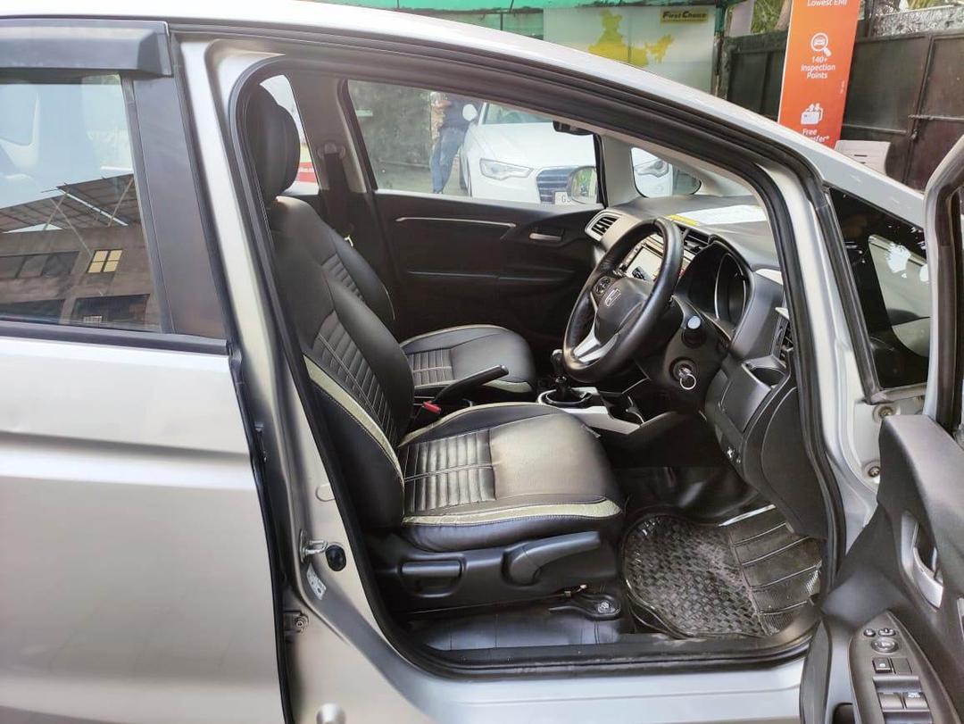 2016 Honda Jazz VX MT Petrol BS IV Front Seats 