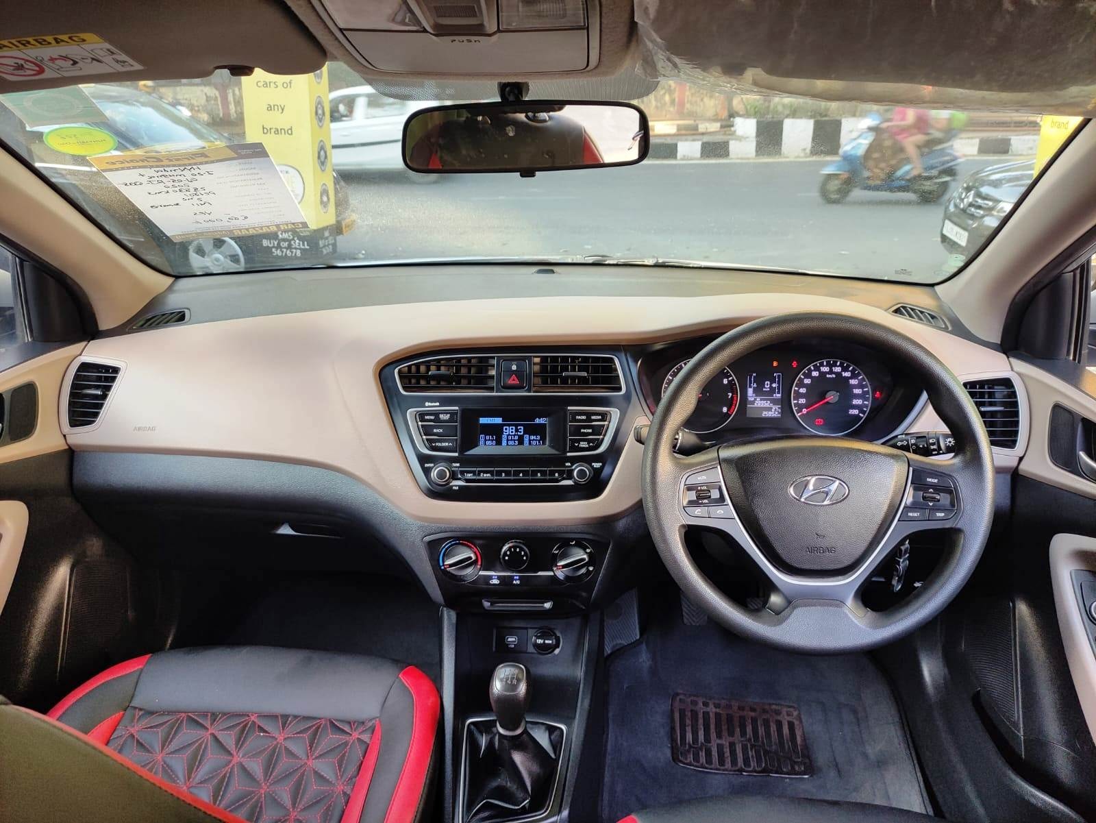 Elite i20 image 10 Elite i20 image 10