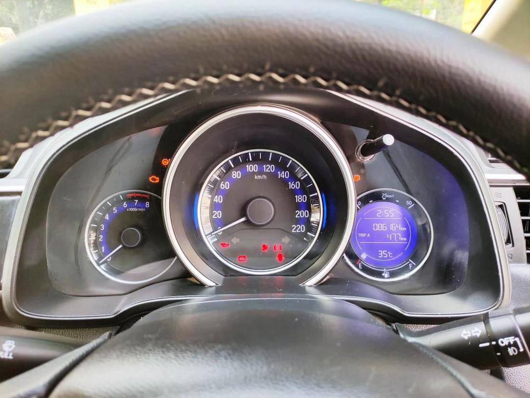 2017 Honda WR-V VX MT Petrol BS IV Odometer 