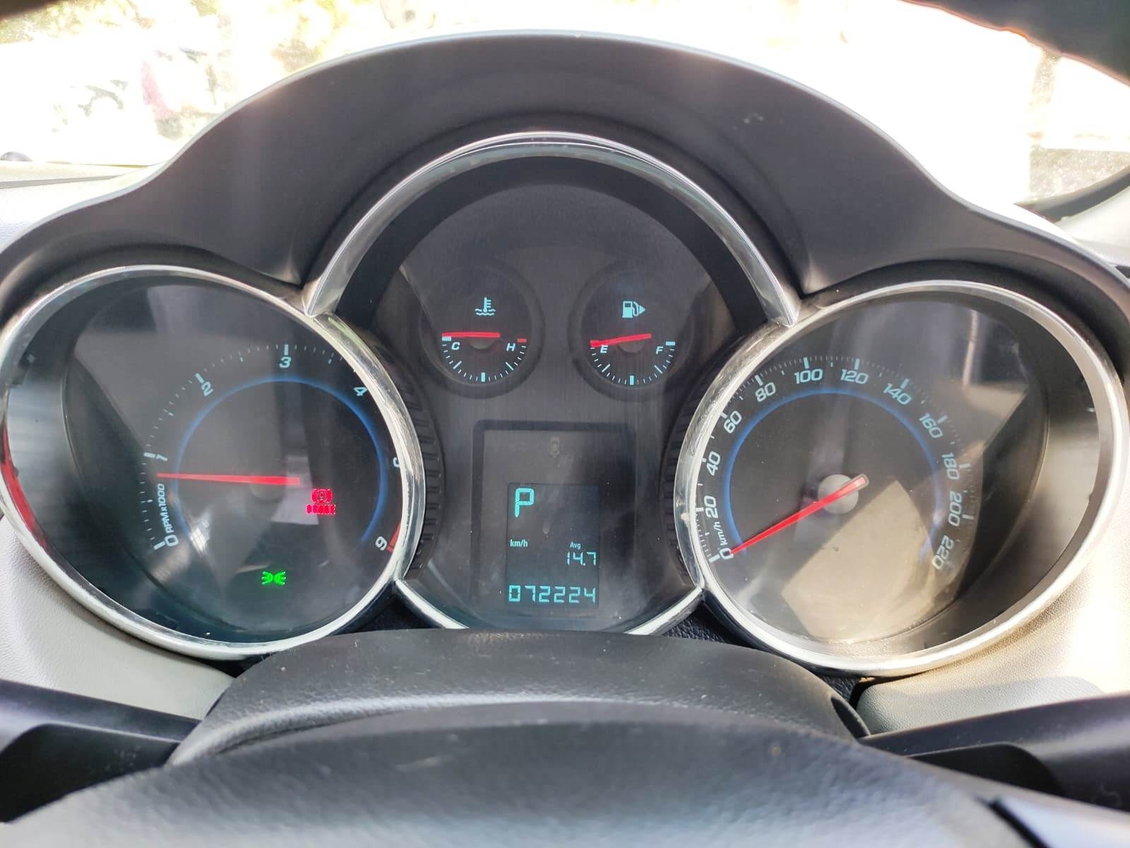 Cruze image 9 Cruze image 9