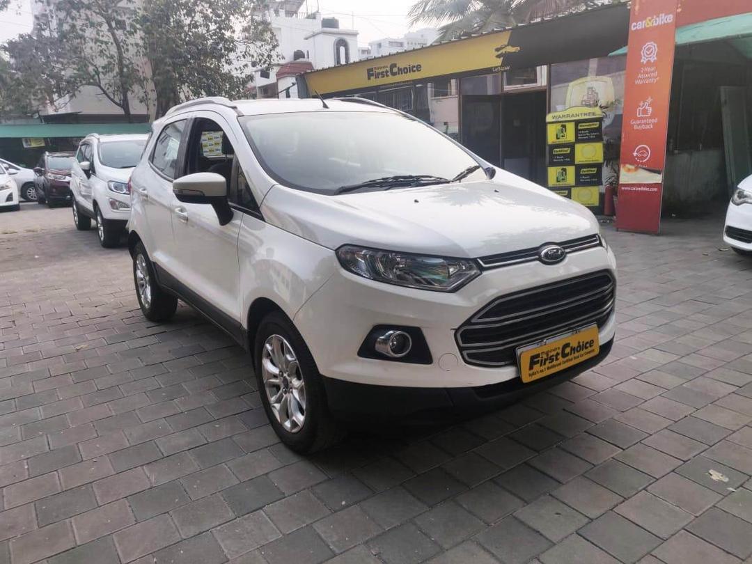 2016 Ford EcoSport 1.5 TiVCT Petrol Titanium AT Front Right View 