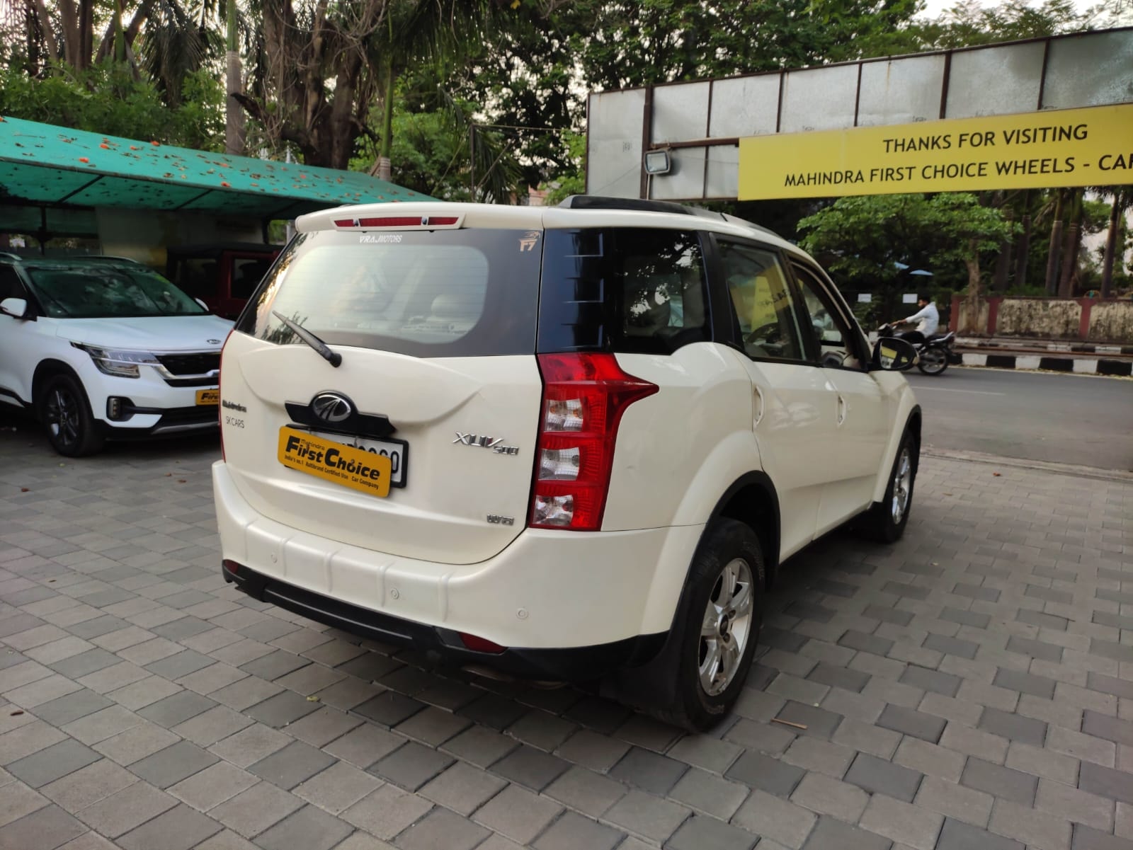 XUV500 image 5 XUV500 image 5