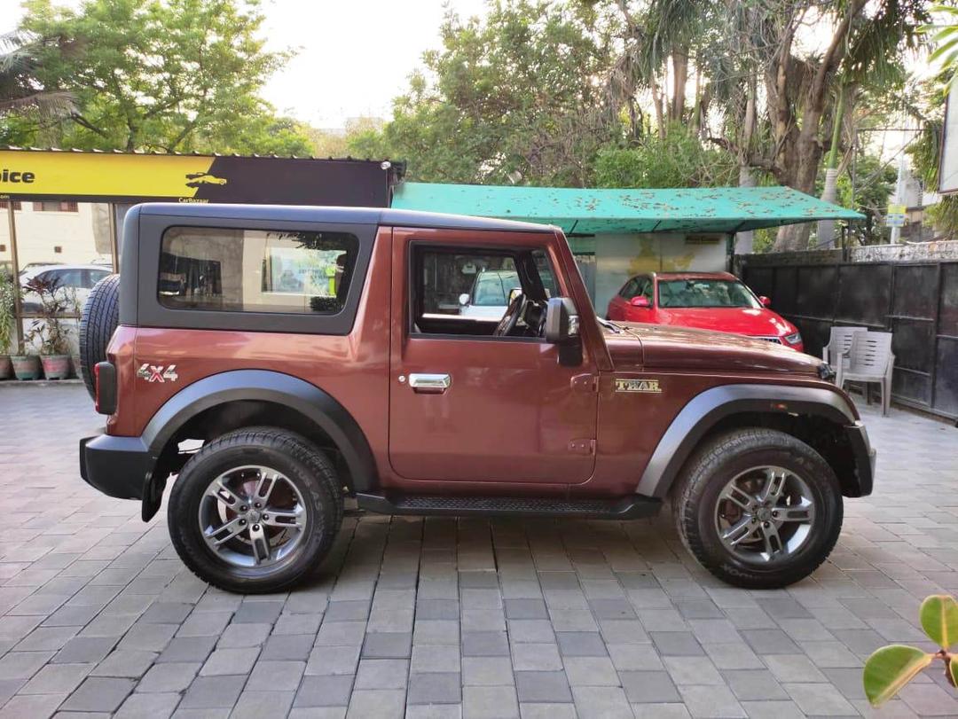 2021 Mahindra Thar LX Automatic 4 Seater Hard Top Right Side View 