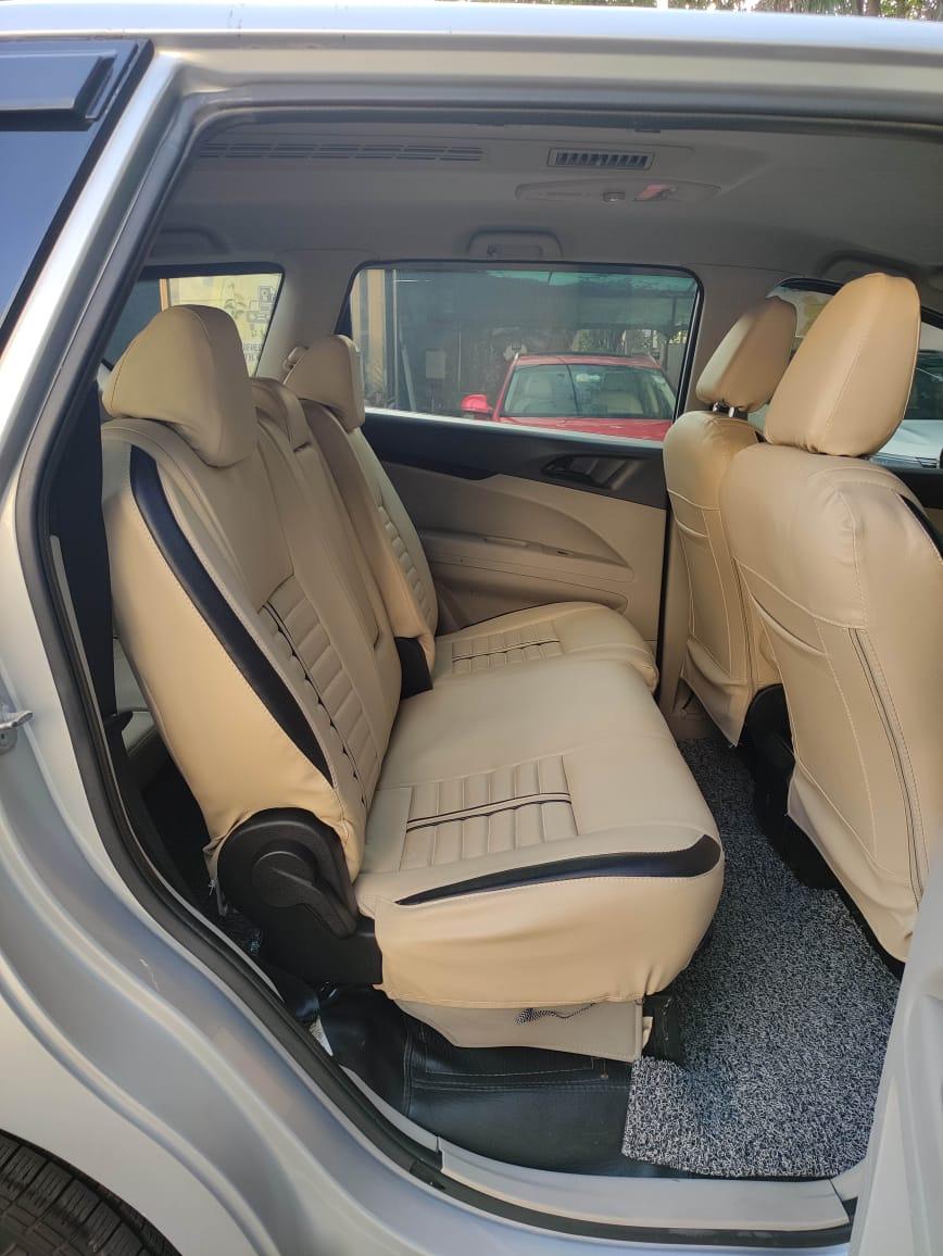 2019 Mahindra Marazzo M4 8-Seater Back Seats 