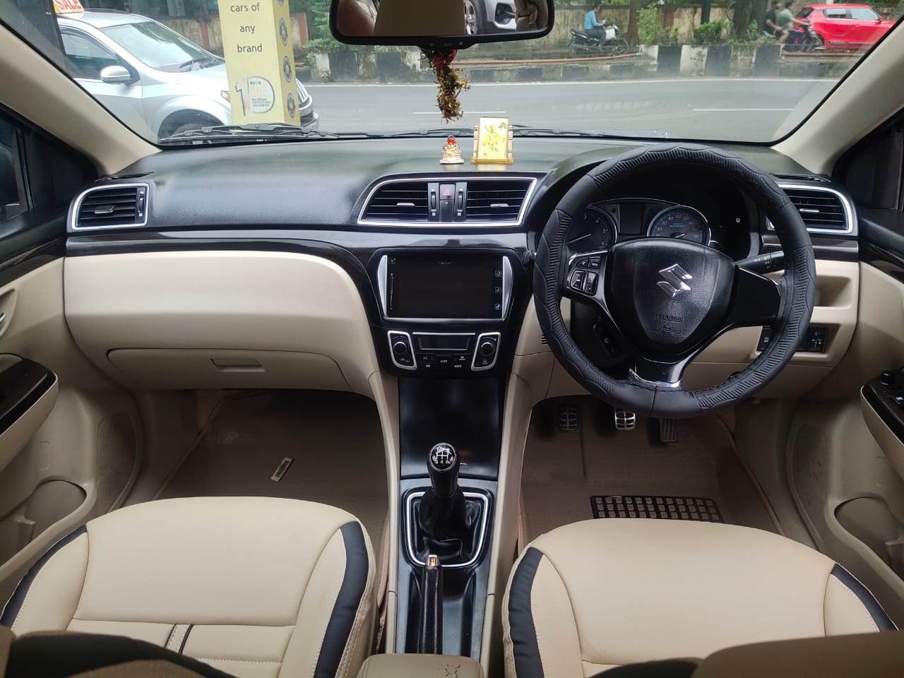 Ciaz image 10 Ciaz image 10