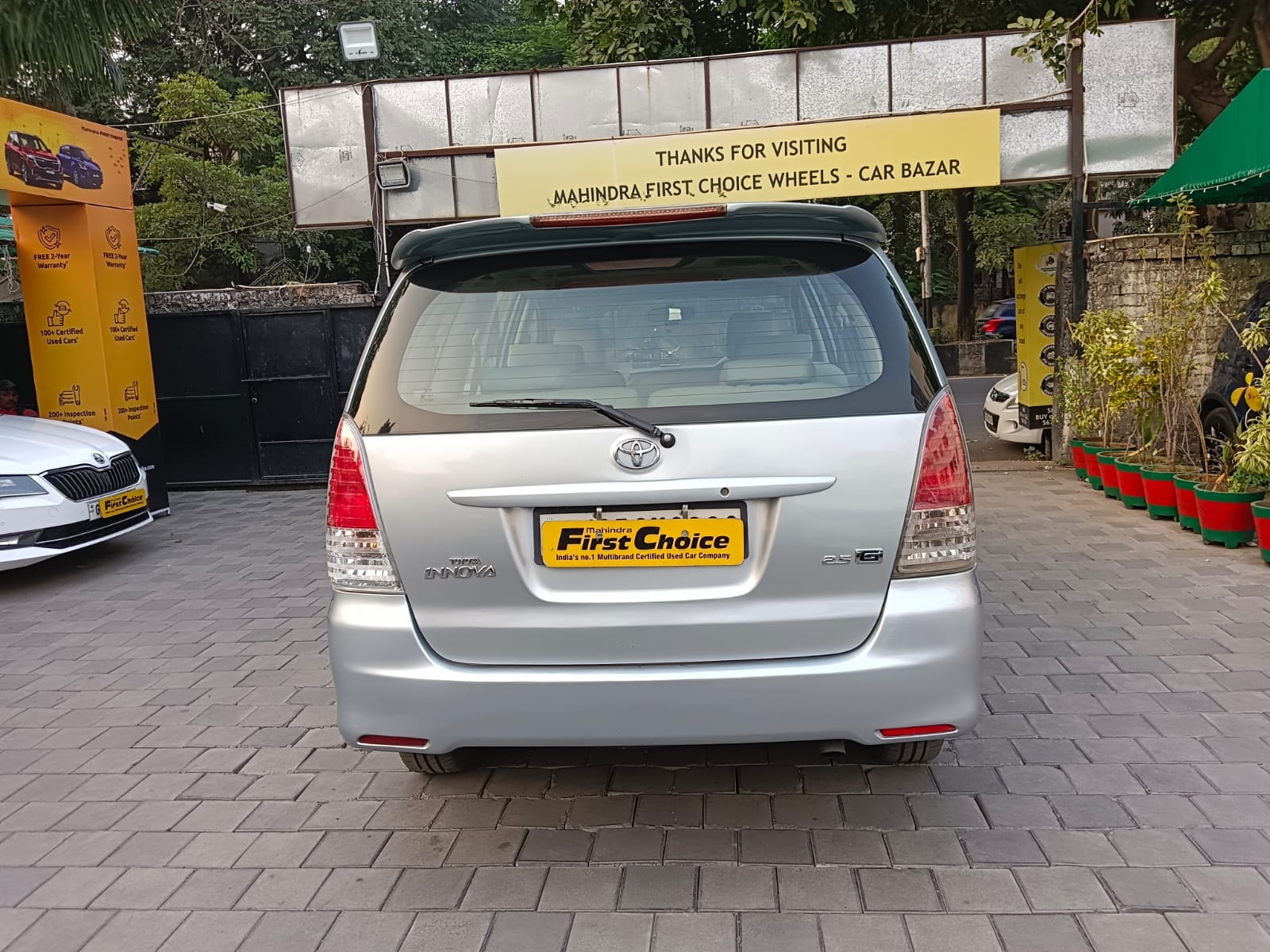 Innova image 4 Innova image 4