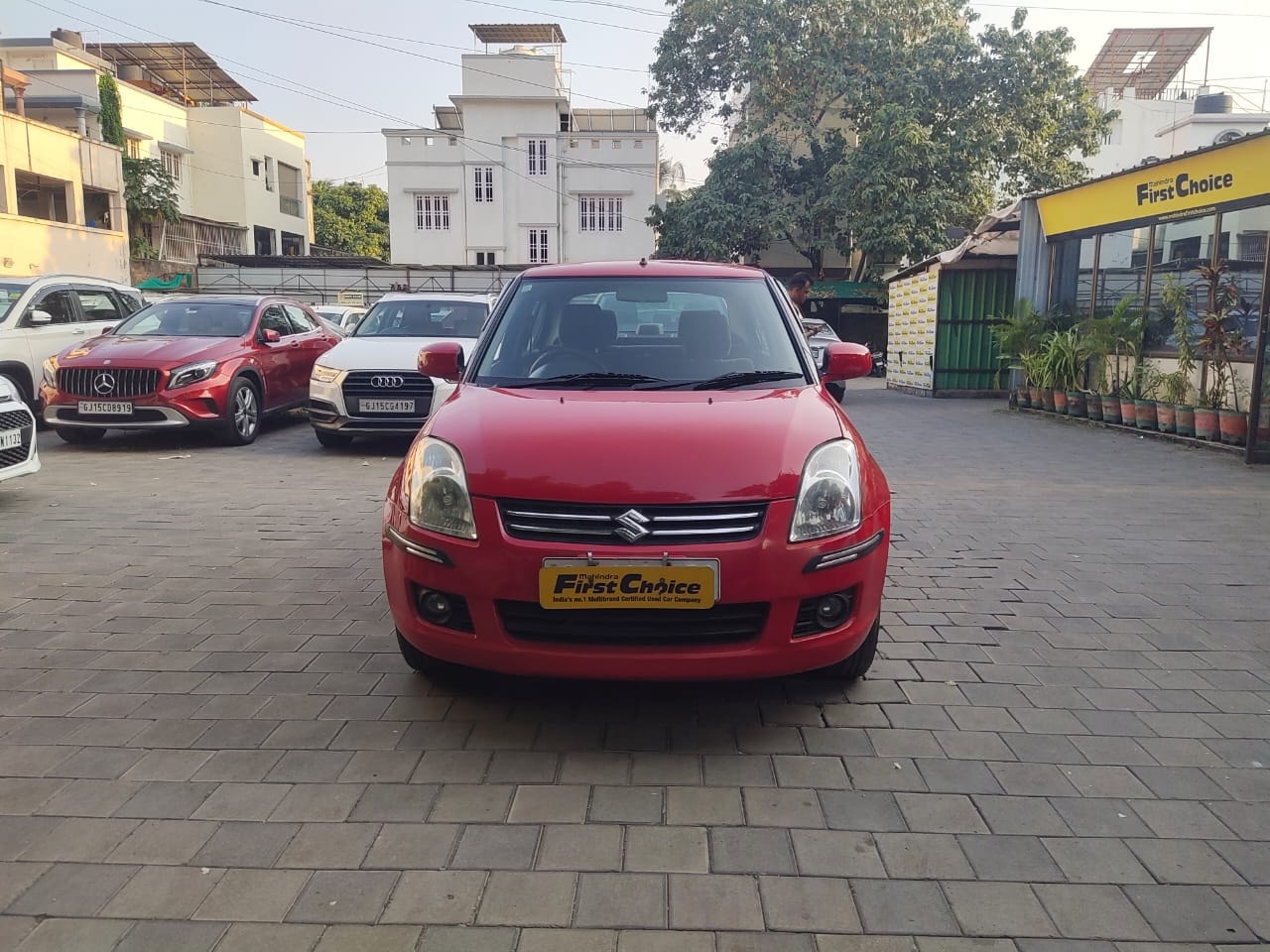 Swift DZire image 1 Swift DZire image 1