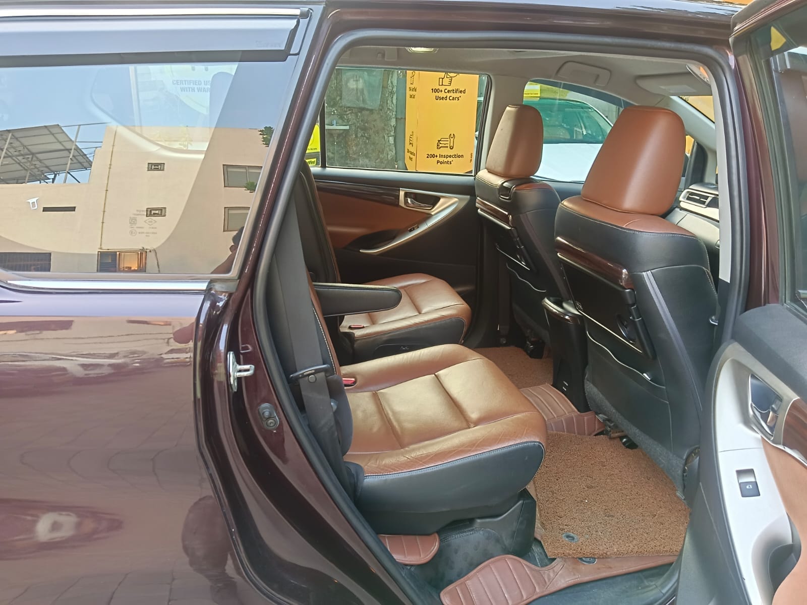 Innova Crysta image 12 Innova Crysta image 12