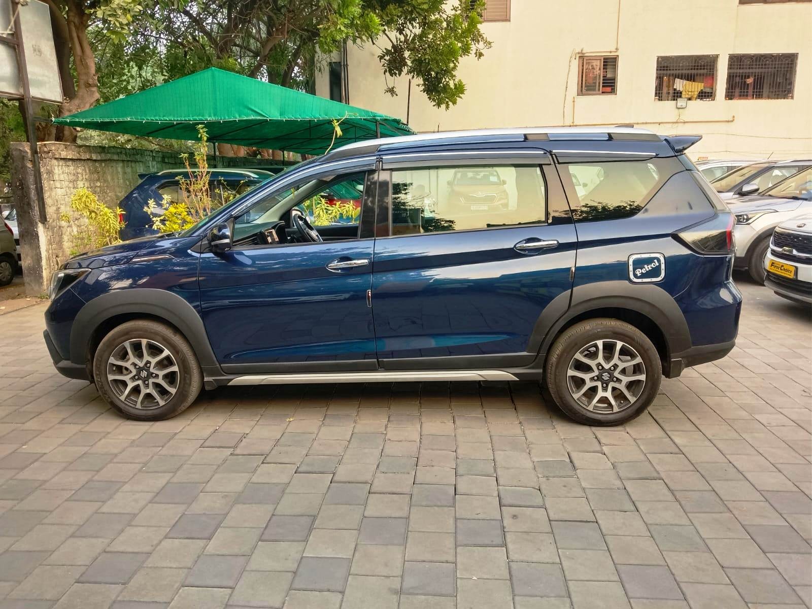 XL6 image 2 XL6 image 2