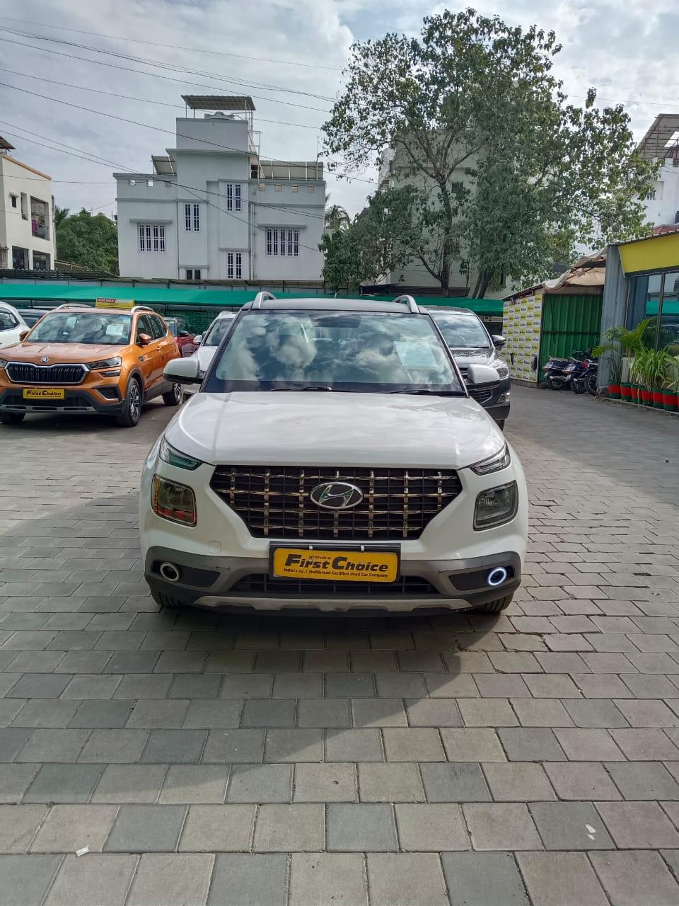 Used 2019 Hyundai Venue, Navyug College, Surat