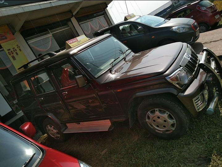 2015 महिंद्रा बोलेरो ZLX BS4 2015 महिंद्रा बोलेरो ZLX BS4