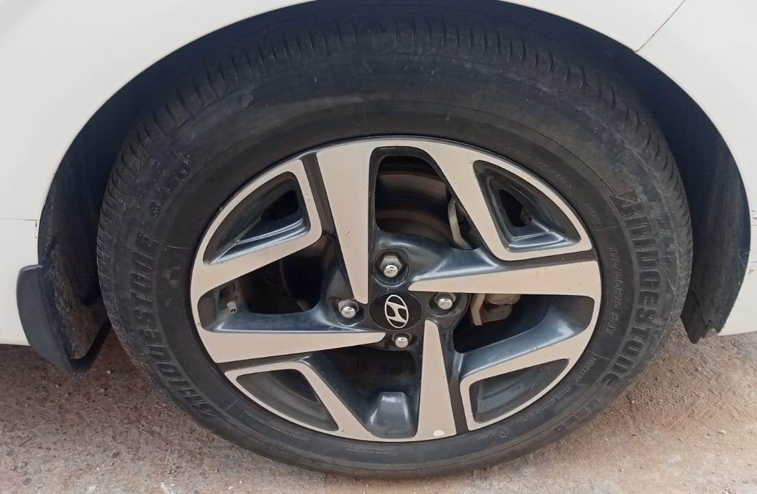 Aura image 14 Aura image 14