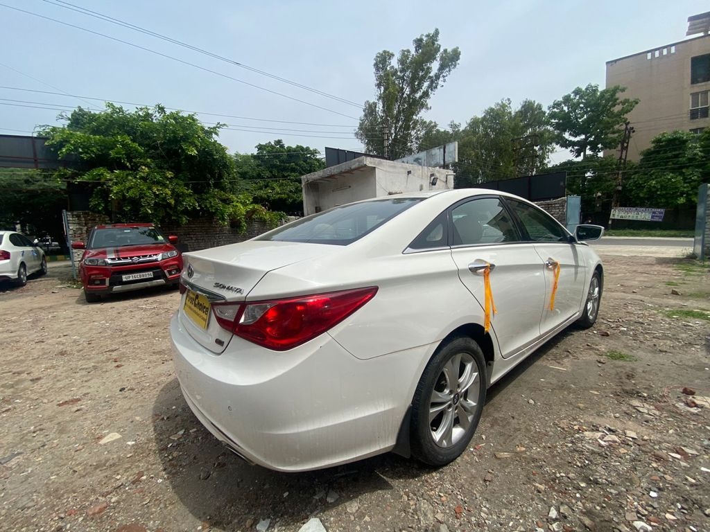 Sonata image 9 Sonata image 9