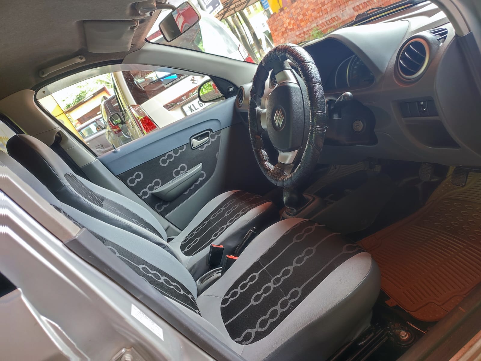 Alto 800 image 11 Alto 800 image 11