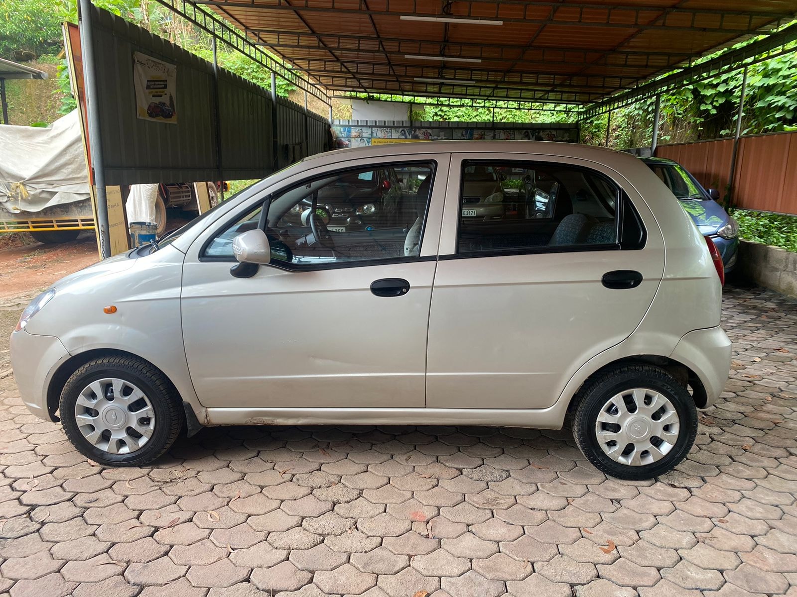 Spark image 4 Spark image 4