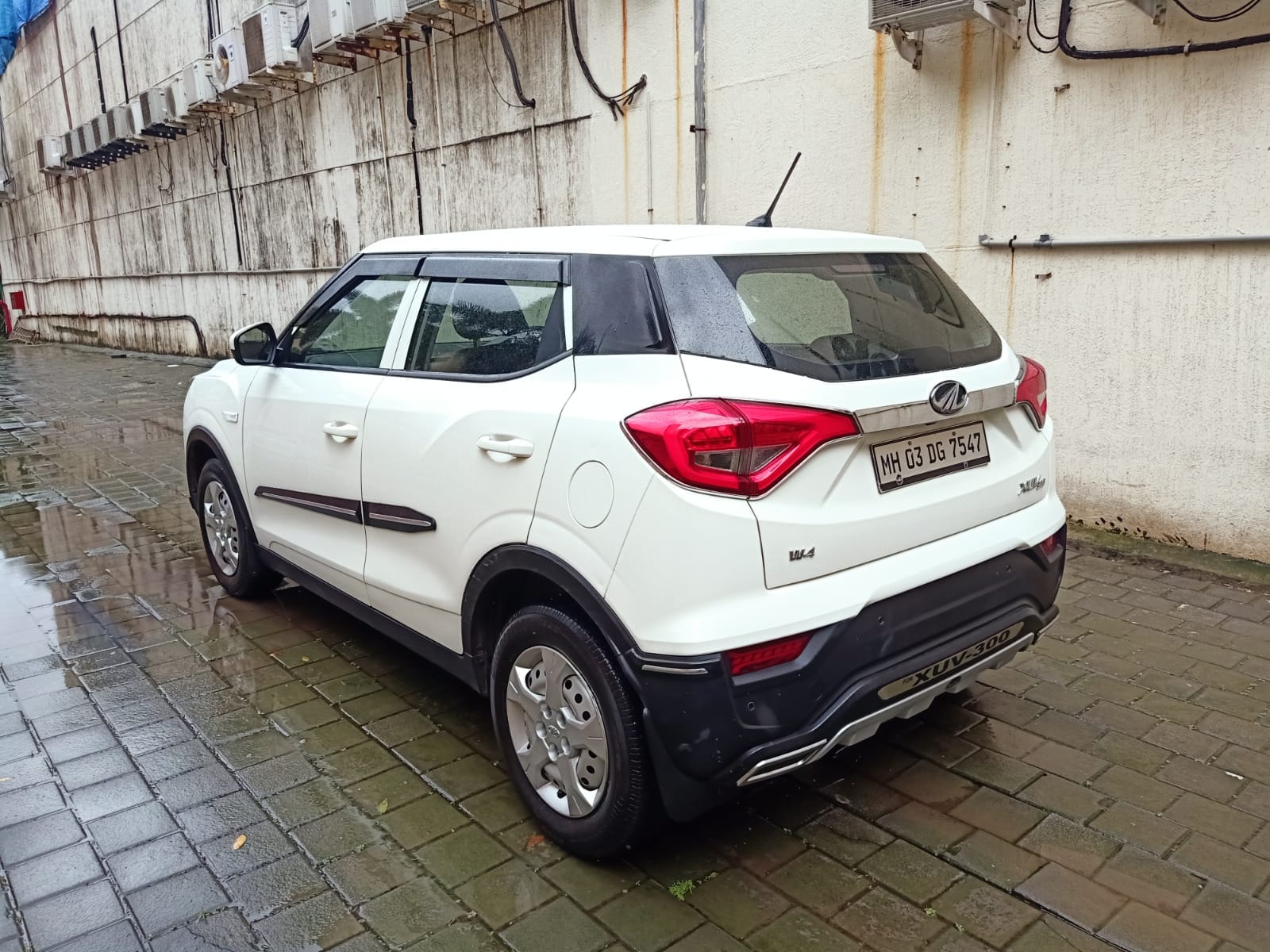 XUV300 image 9 XUV300 image 9