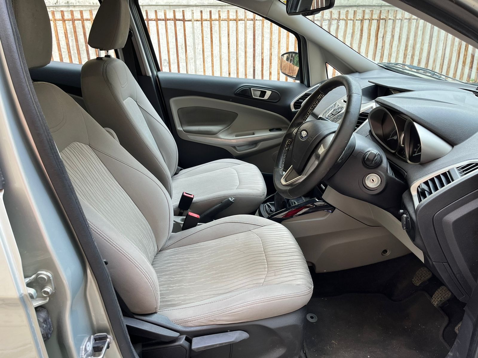 EcoSport image 12 EcoSport image 12