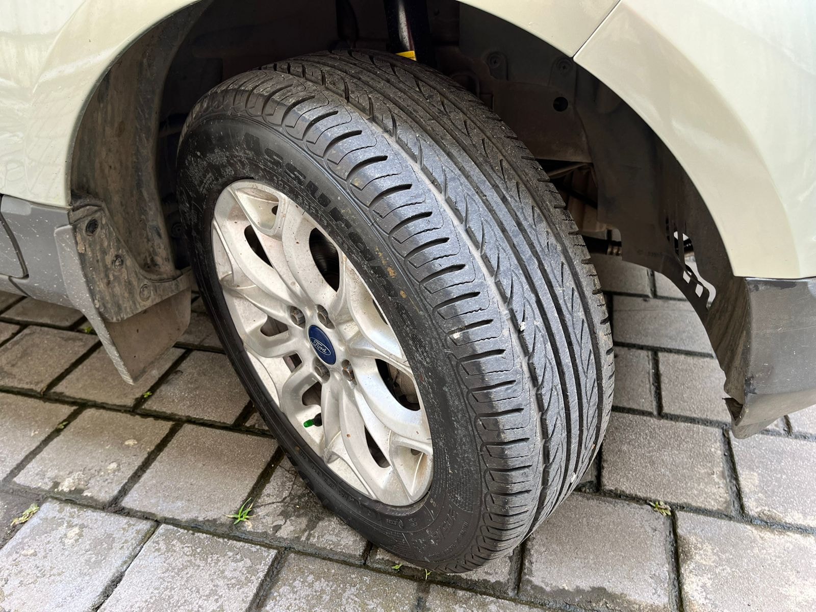 EcoSport image 9 EcoSport image 9