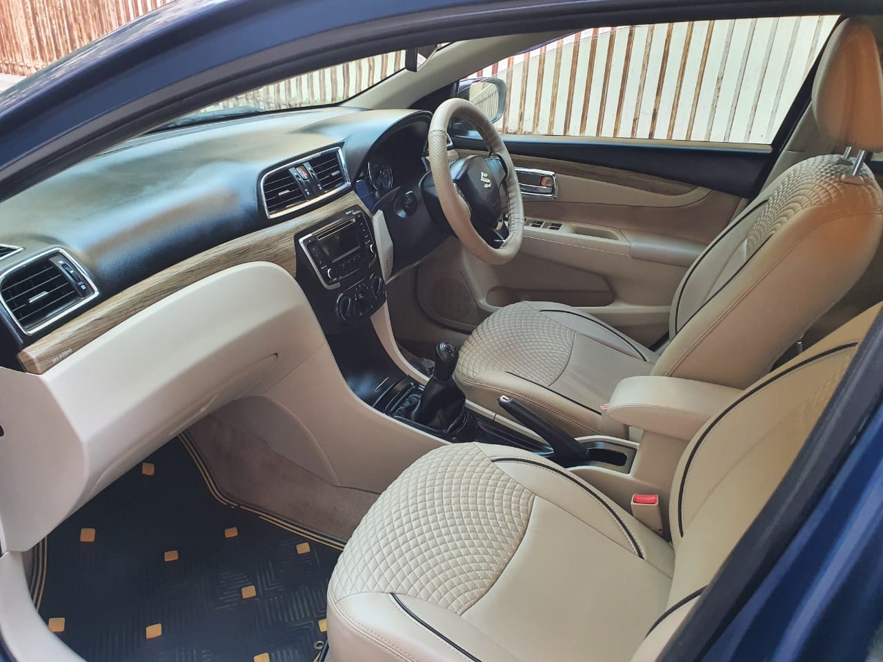 Ciaz image 13 Ciaz image 13