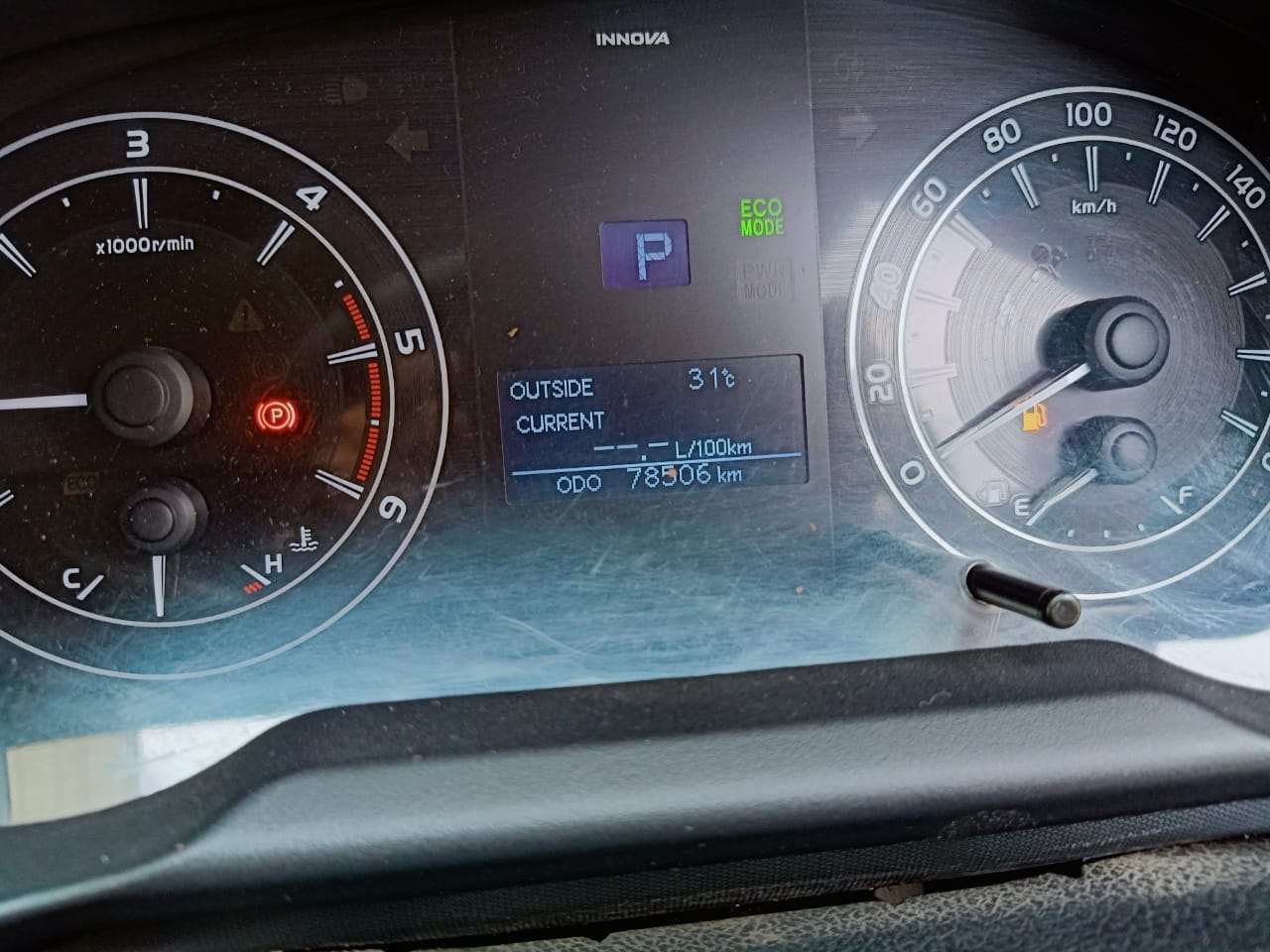 Innova Crysta image 12 Innova Crysta image 12