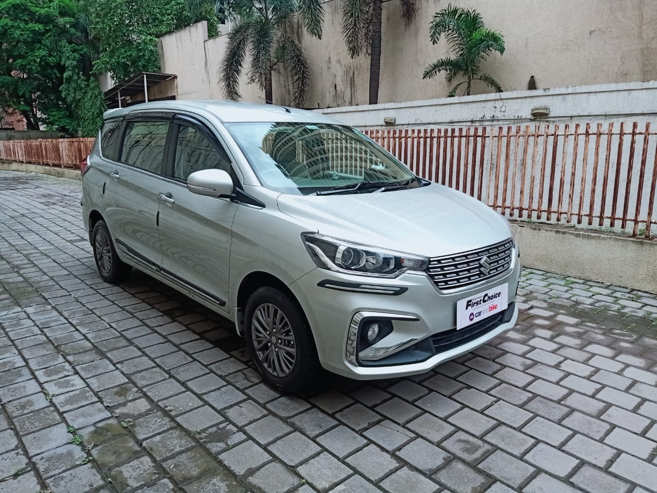 Ertiga image 2 Ertiga image 2