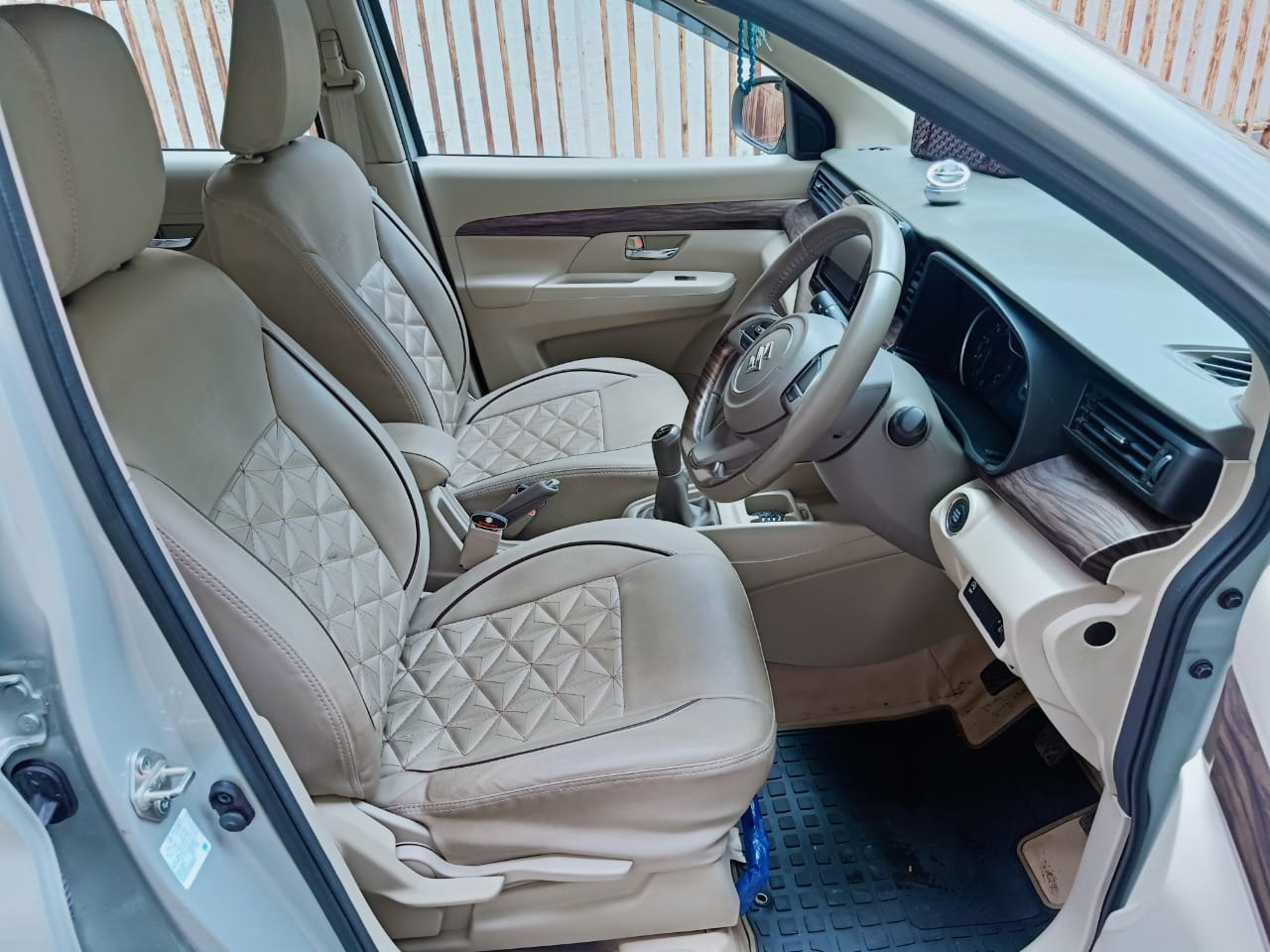 Ertiga image 11 Ertiga image 11