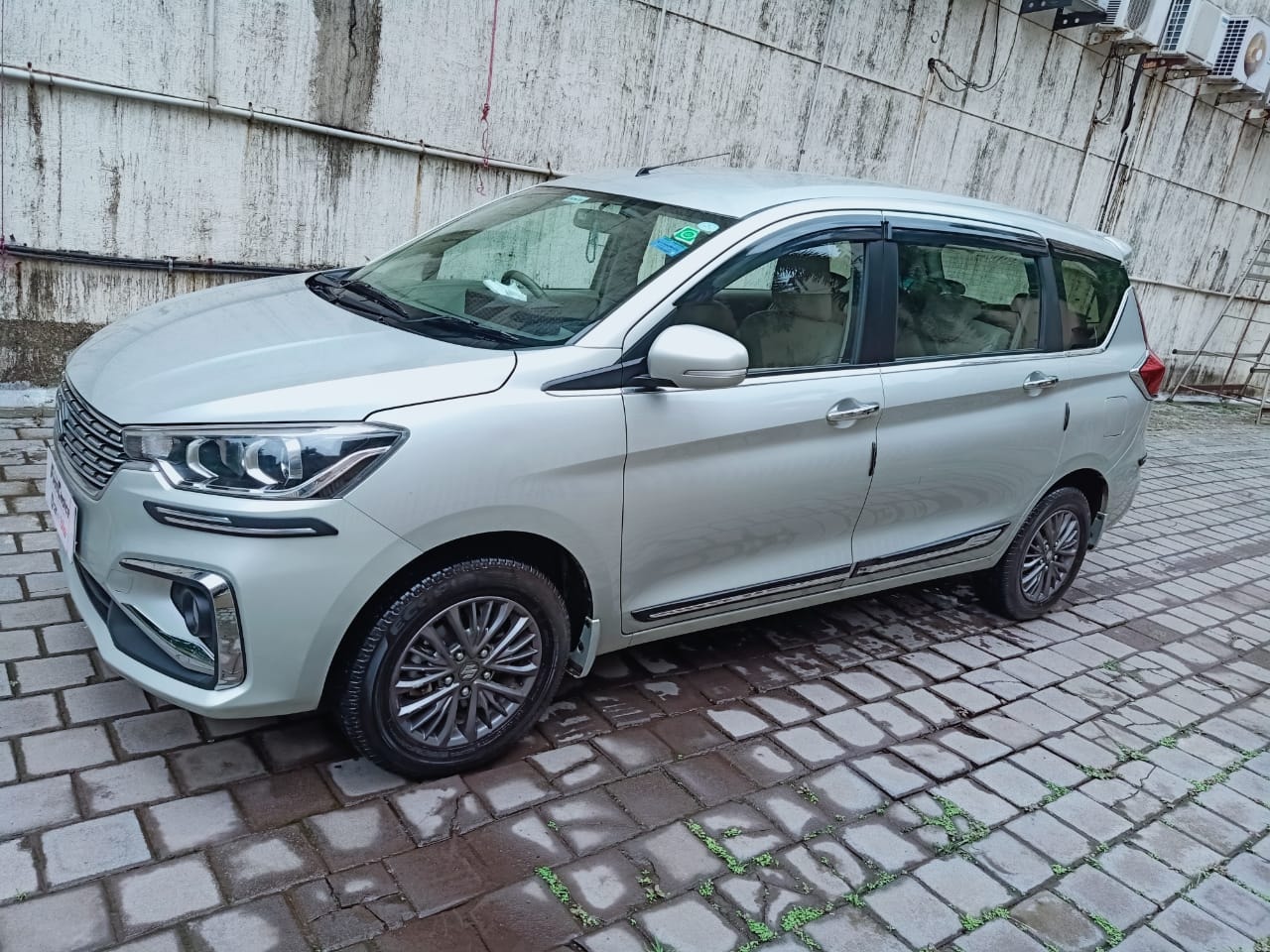 Ertiga image 4 Ertiga image 4
