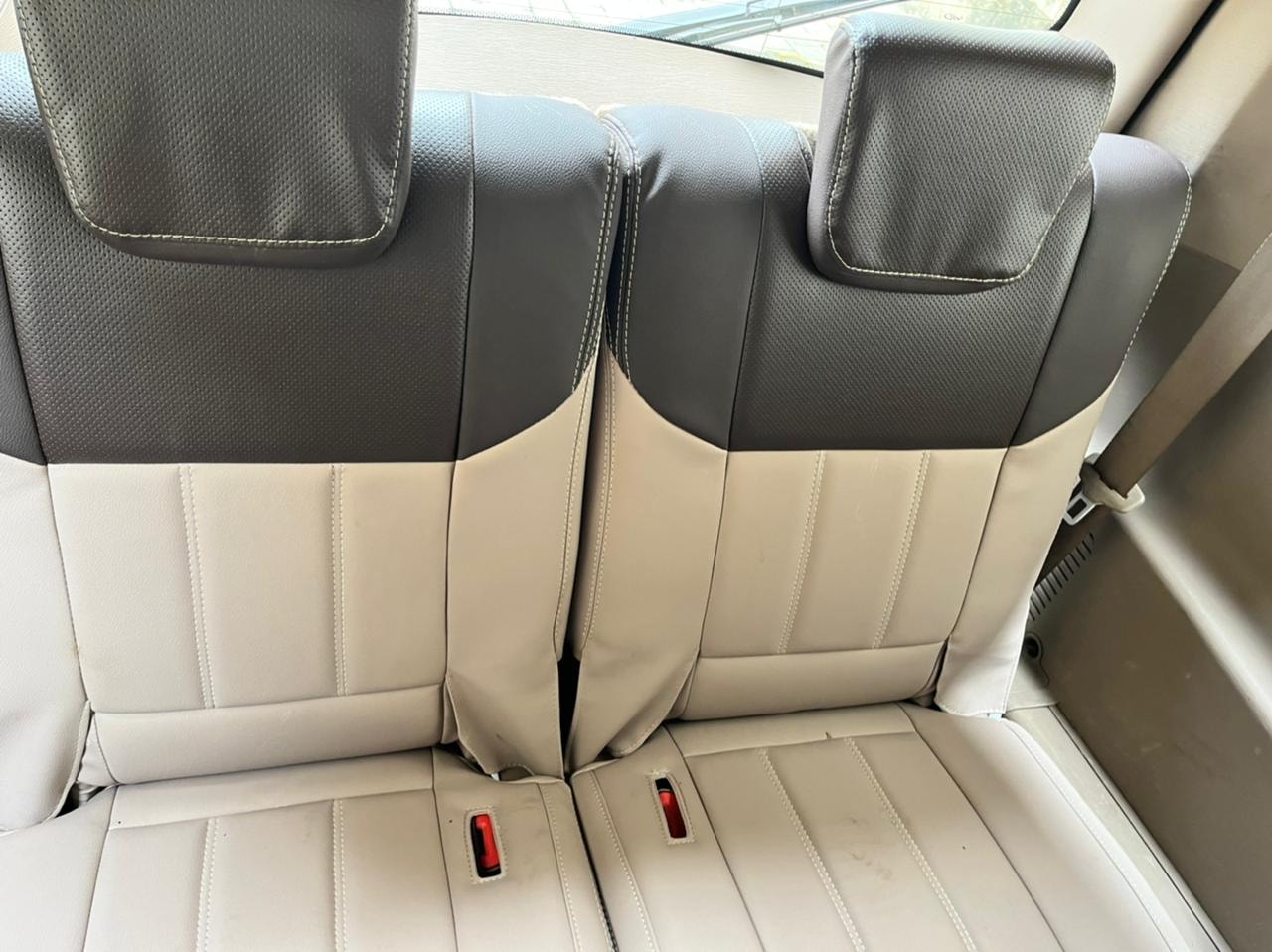 XUV500 image 9 XUV500 image 9