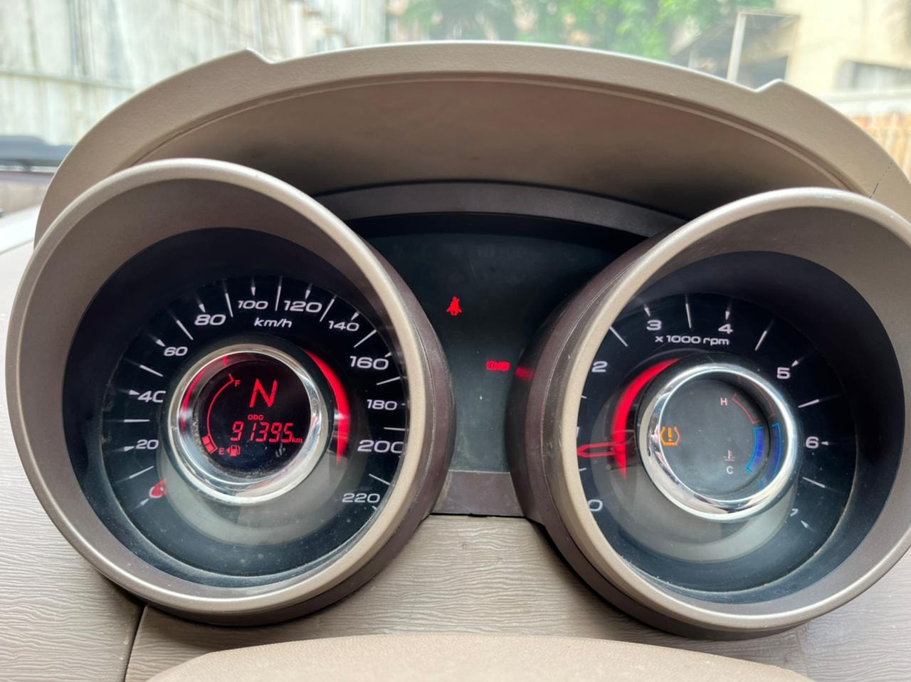 XUV500 image 12 XUV500 image 12